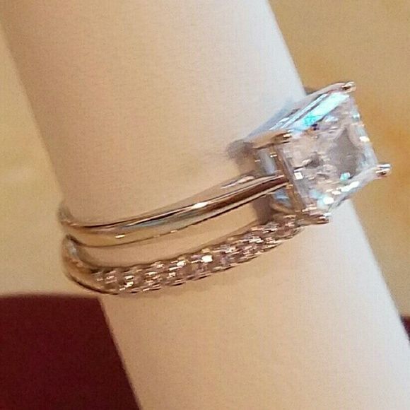 14k Solid white gold 2pc 1ct engagement ring set - Picture 2 of 8